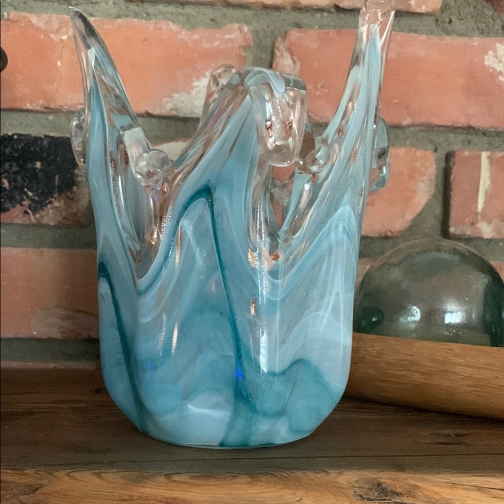Antonio Tammaro hand blown Blue and White Glass Accent with Flowing Design